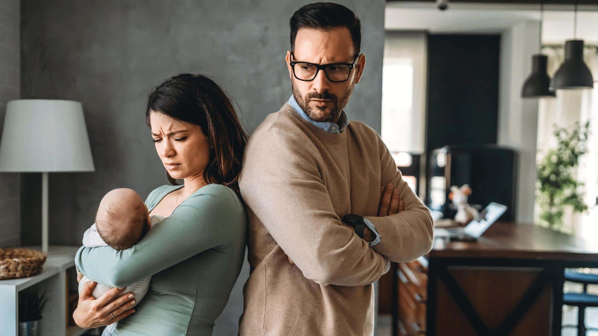 Streit-zwischen-Mutter-und-Vater-Mental-Load-Dieses-Problem-belastet-wirklich-jedes-Elternpaar