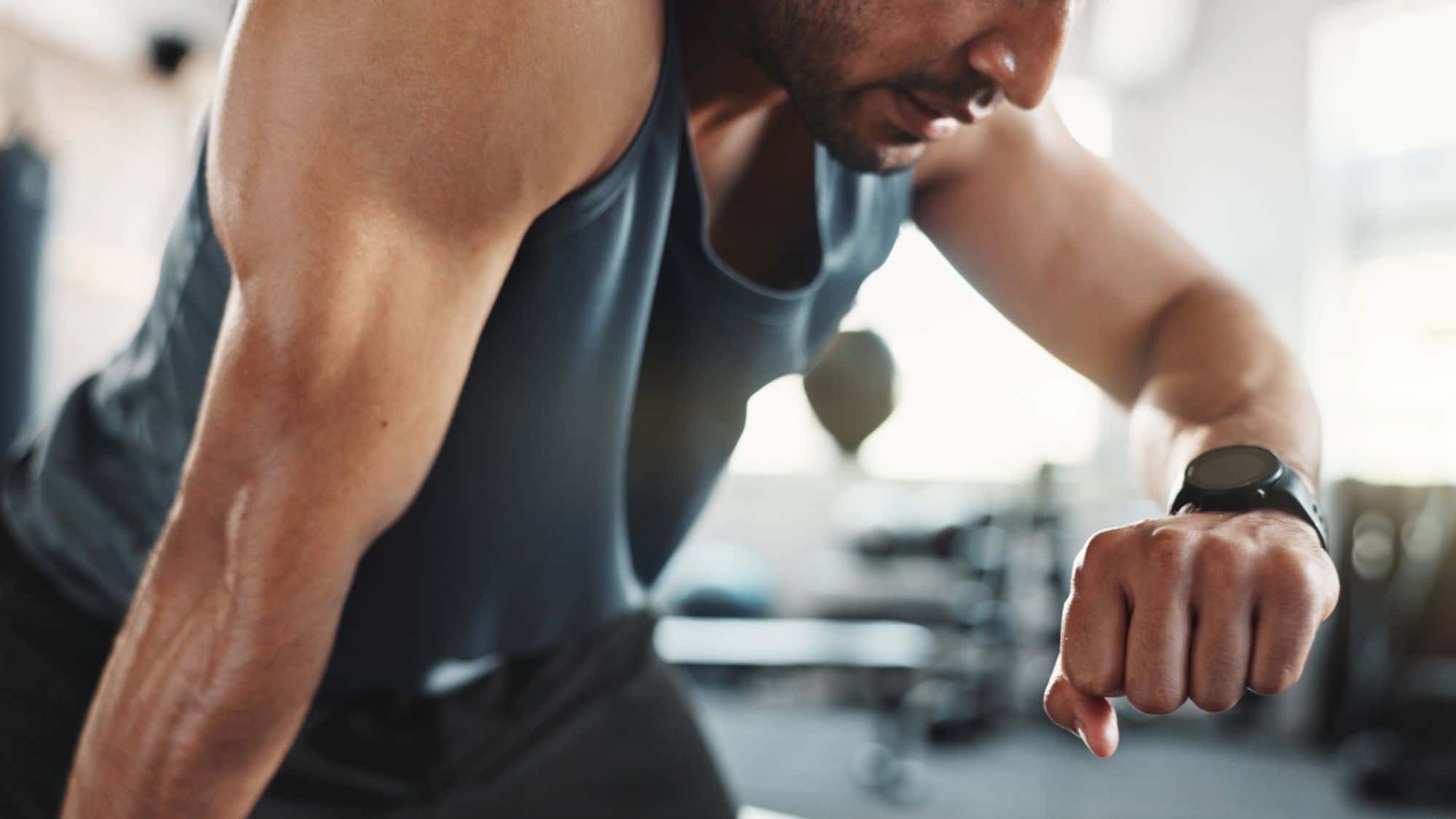 Technik-die-dein-Training-voranbringt-Von-Einsteiger-bis-Profi-Die-richtigen-Fitness-Tools-f-r-dein-Trainingslevel