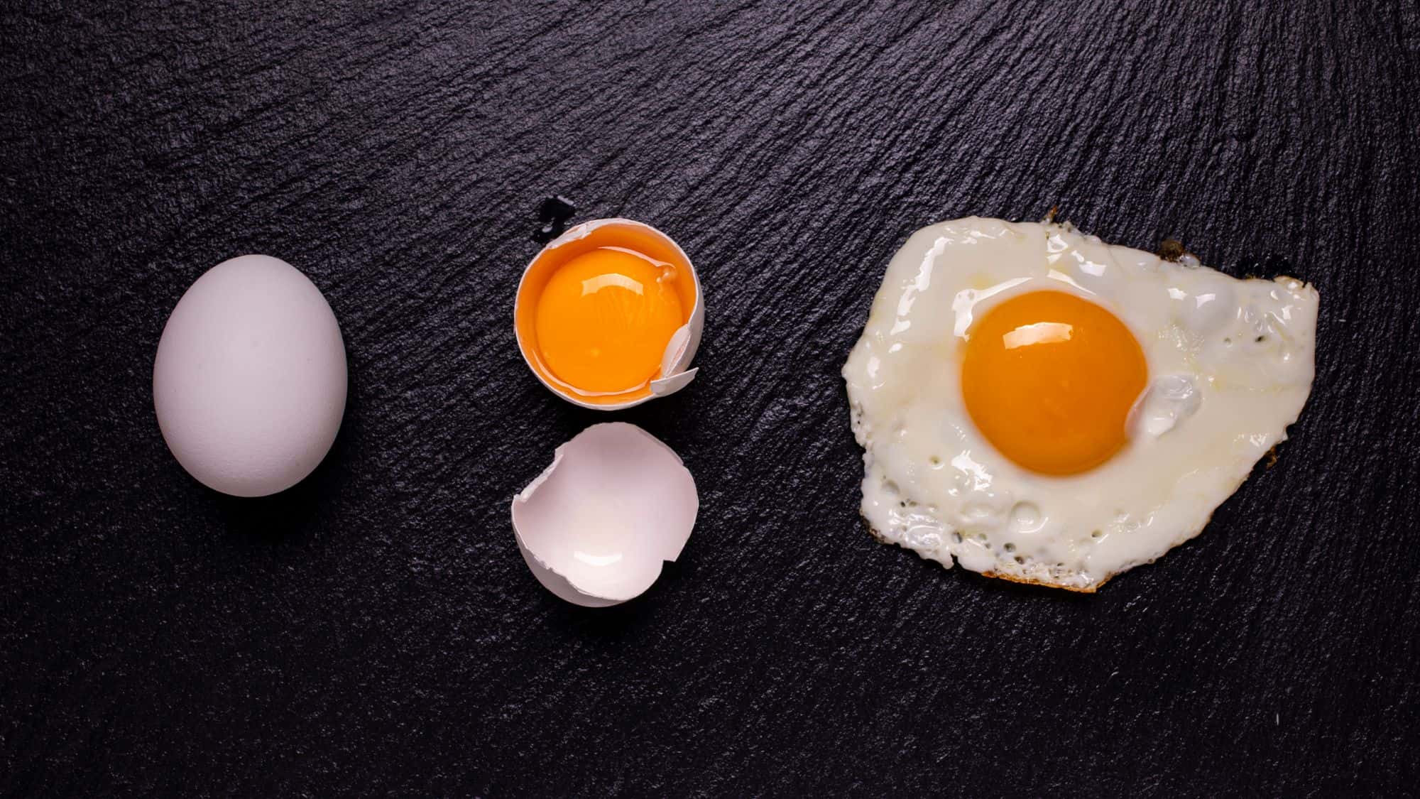Eiwei-f-r-den-Muskelaufbau-Eiwei-erhitzen-Was-passiert-mit-dem-Protein-beim-Kochen-