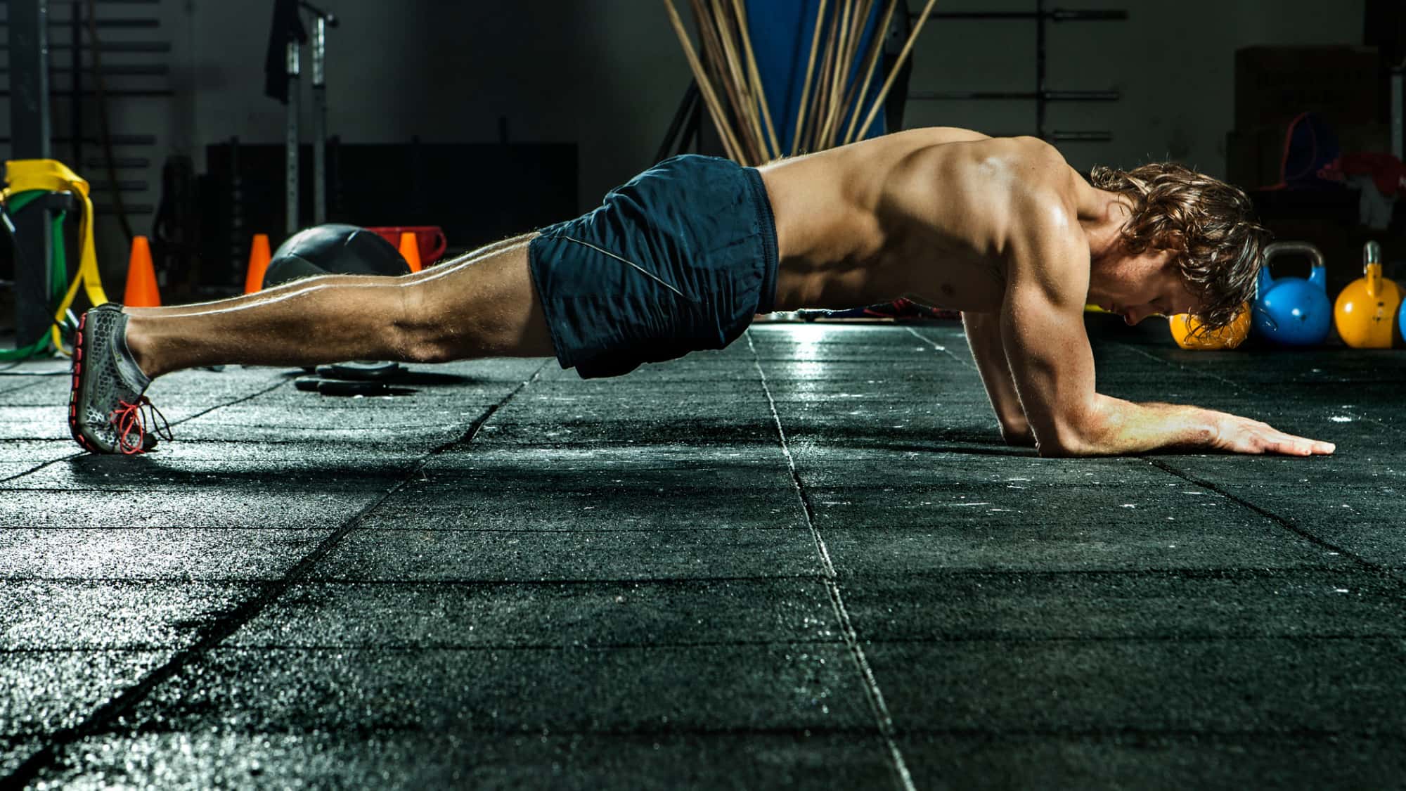 Unterarmst-tz-Plank-richtig-machen-Core-Training-f-r-definierte-Bauchmuskeln