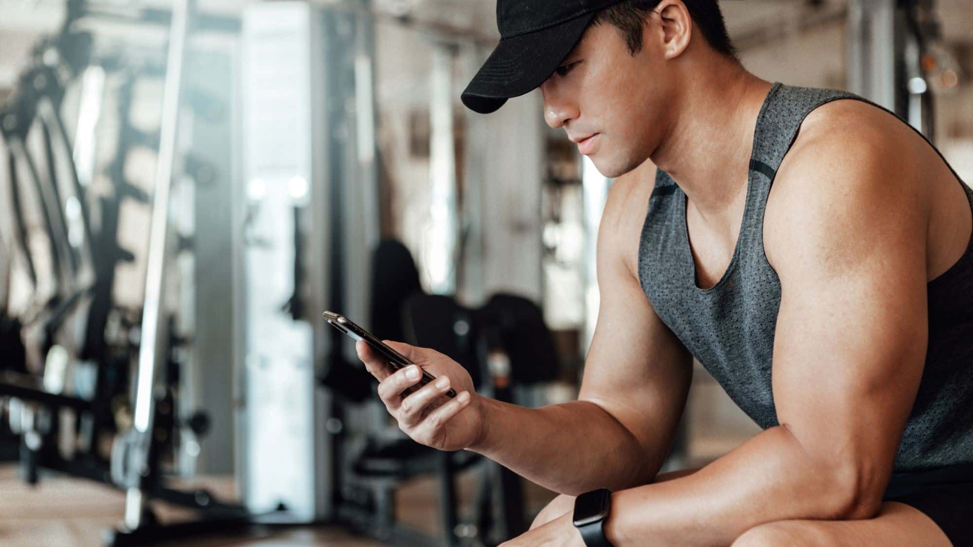 Muskelaufbau-Apps-Freeletics-vs-Caliber-vs-Strong-Welcher-Trainings-Typ-bist-du-