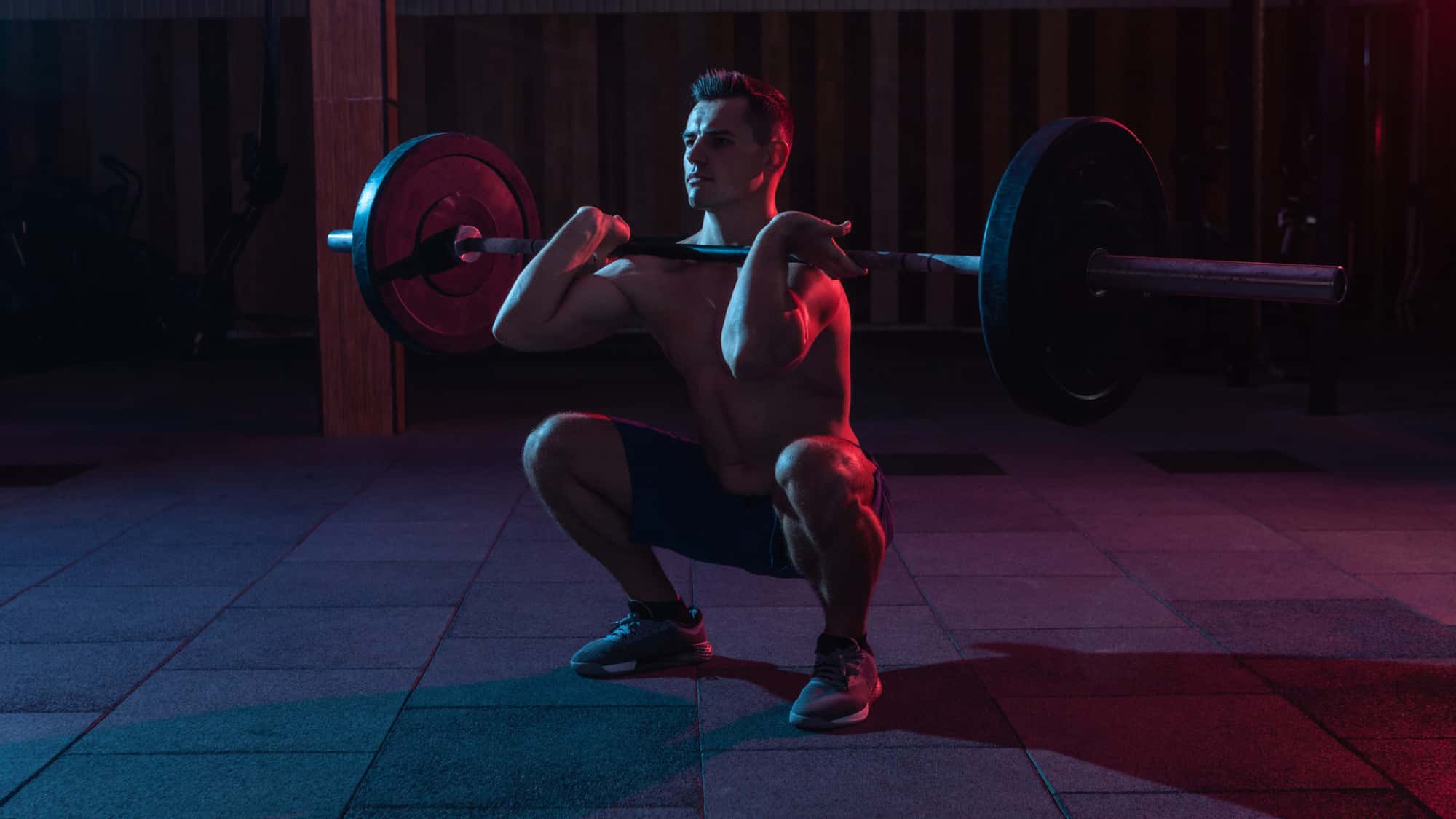 Frontkniebeuge-Front-Squat-richtig-machen-bung-f-r-Kraft-und-Stabilit-t