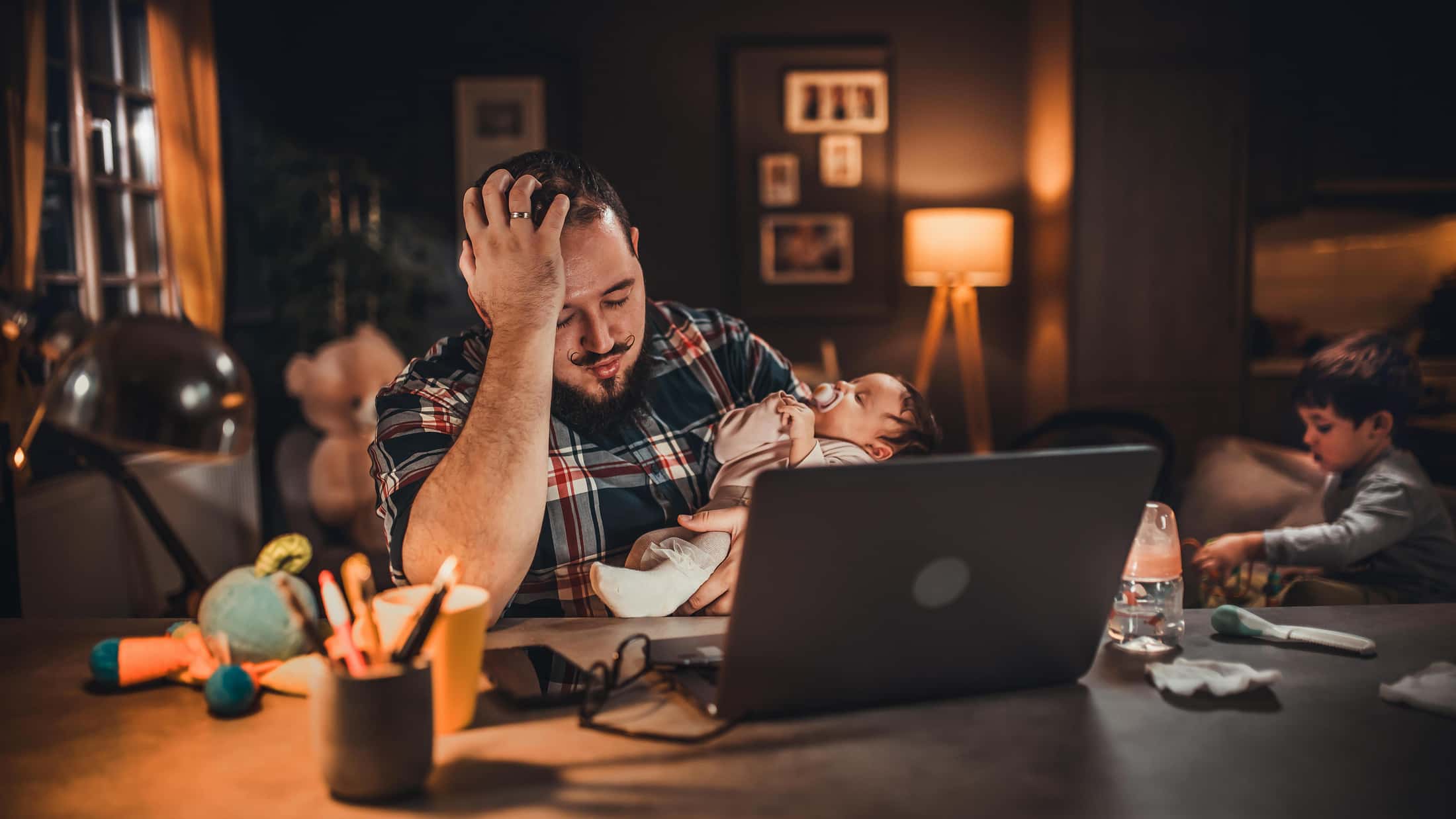 Achtung-Schreibaby-Shaken-Baby-Syndrom-Warum-meistens-der-Vater-f-r-ein-Sch-tteltrauma-verantwortlich-ist