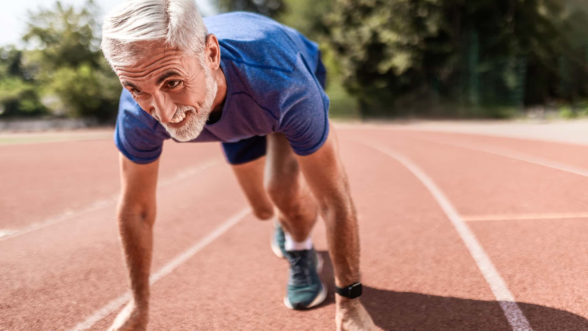 Kurze-Sprints-gro-e-Wirkung-ab-50-High-Intensity-Power-Warum-kurze-Sprints-mehr-bringen-als-stundenlanges-Cardio