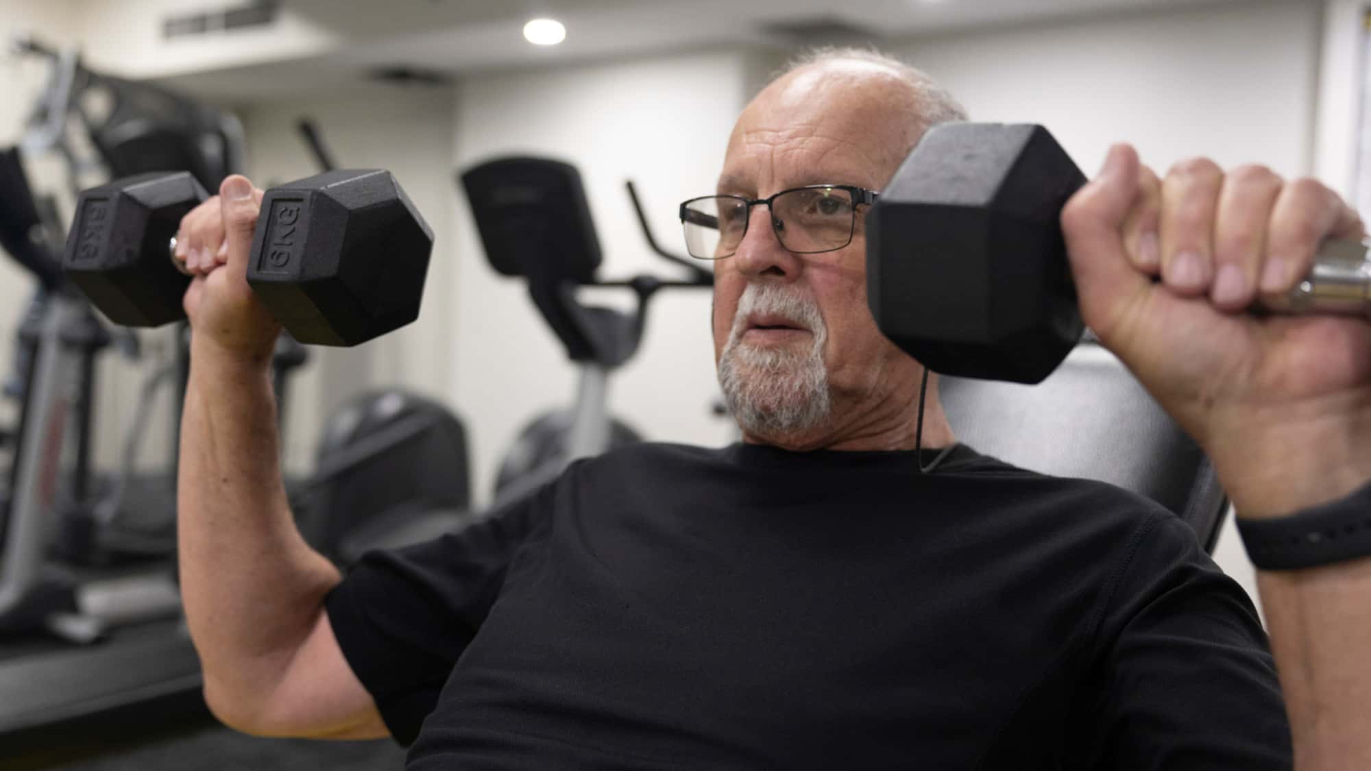 Motto-f-r-2026-Progression-statt-Stagnation-Stillstand-R-ckschritt-Warum-dein-Trainingsplan-2026-st-rker-werden-sollte