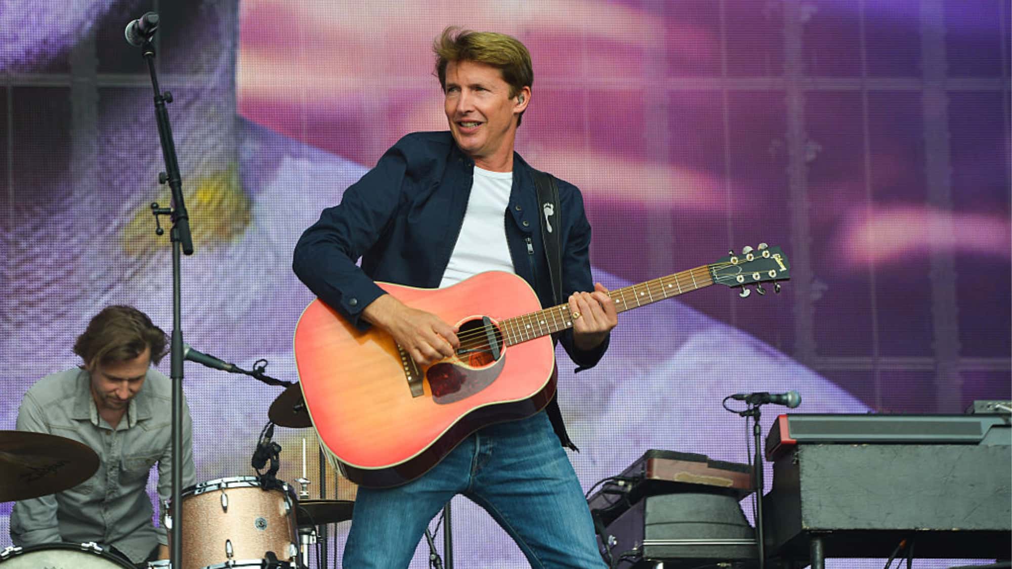James Blunt (52): Dieser einfache Fitness-Trick hält ihn auch ohne ...