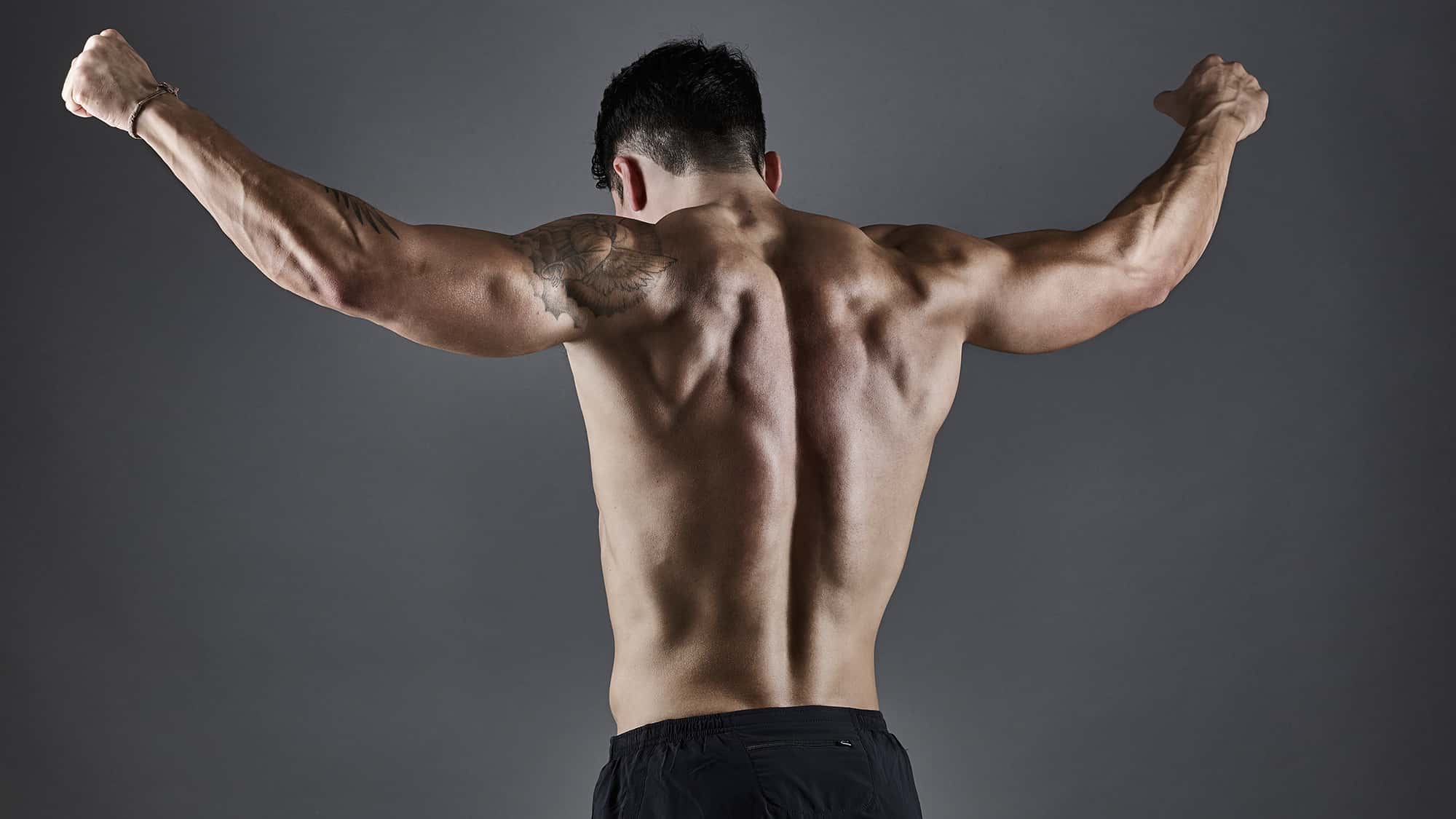 Fitness-Prof-zu-R-ckenschmerzen-Fitness-Experte-So-hast-du-nicht-nur-ein-breites-Kreuz-sondern-auch-ein-gesundes
