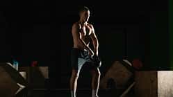 Kettlebellswing Übung Kettlebellswing Übung