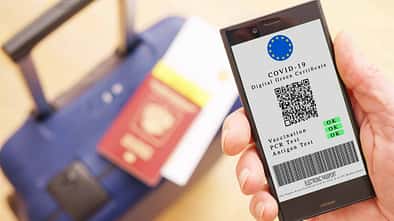 Der digitale Impfpass weist EU-weit deine Immunität gegen Covid-19 nach und erleicht so das Reisen