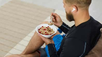 So mischst du dein eigenes Proteinmüsli