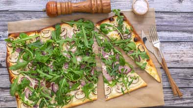 So machst du einen gesunden Flammkuchen