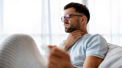 Die besten Tipps bei Halsschmerzen