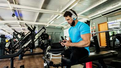 Podcast hören beim Training 