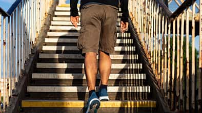 Mit Schritten dein Krebsrisiko senken