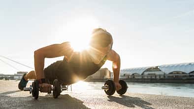 Express-Workout mit Kurzhantel für mehr Muskelmasse Express-Workout mit Kurzhantel für mehr Muskelmasse