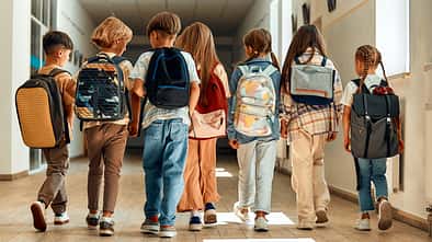Schulranzen-Kaufguide: Zum Schulstart gehört auch immer ein Ranzen bzw. Schulrucksack.