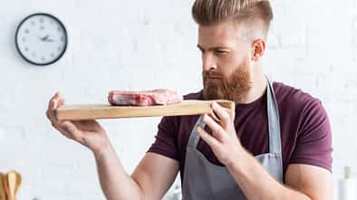 Was ist gesünder? Rinderfilet oder Lachs?
