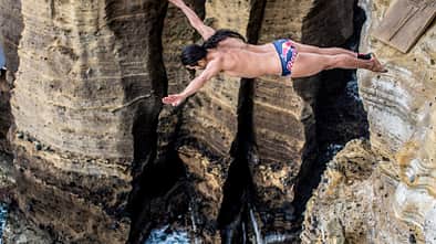 Orlando Duque beim Cliff diving: Angst hilft ihm, sich zu konzentrieren