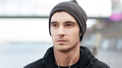 Im Winter gehört draußen immmer eine Mütze über die Ohren