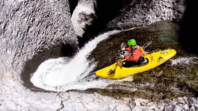 Wildwasser-Kajak fahren: Auf der Suche nach dem Kick im Wildwasser