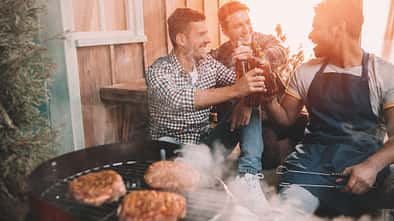 Diese Fehler begehst du beim Grillen nicht (mehr)