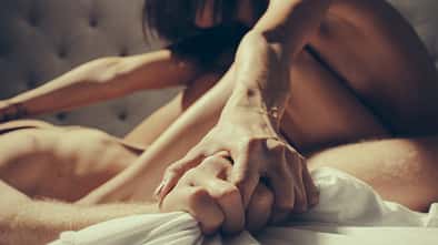 Mehr Abwechslung beim Sex? Hier sind die besten und spannendsten Sexstellungen aus dem Kamasutra – mit Bildanleitung