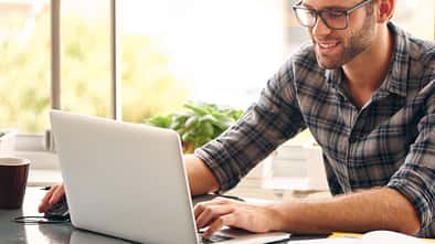 Während der Corona-Krise arbeiten viele im Home-Office
