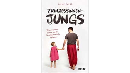 Das Buch-Cover zeigt einen Vater, der seinen Sohne an der Hand trägt. Der Sohn trägt ein Kleid. Das Buch-Cover zeigt einen Vater, der seinen Sohne an der Hand trägt. Der Sohn trägt ein Kleid.