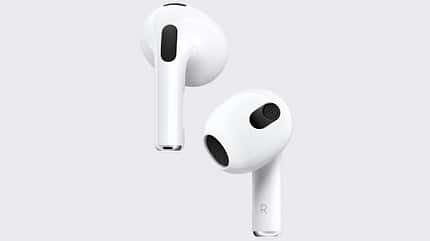 Mit der dritten Generation hat Apple Ende 2021 endlich einen Nachfolger der Airpods auf den Markt gebracht Mit der dritten Generation hat Apple Ende 2021 endlich einen Nachfolger der Airpods auf den Markt gebracht