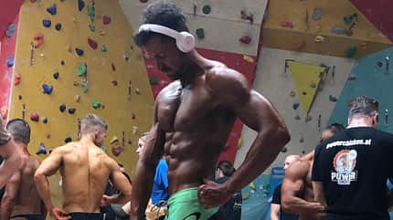 Bodybuilding, Vorbereitung, Dr- Daniel Schwarzenberger kurz vorm Bodybuilder-Wettkampf
