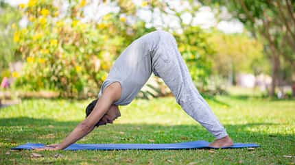 Mann macht Yoga Mann macht Yoga