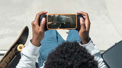 Der SCUF Nomad bietet Gamepad-Performance fürs Smartphone Der SCUF Nomad bietet Gamepad-Performance fürs Smartphone