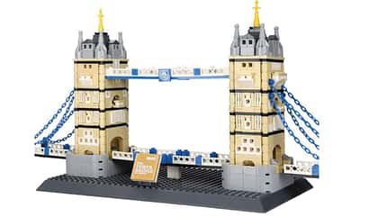 Mit diesem Architektur-Set von Wange holst du dir London direkt ins Spielzimmer. Mit diesem Architektur-Set von Wange holst du dir London direkt ins Spielzimmer.