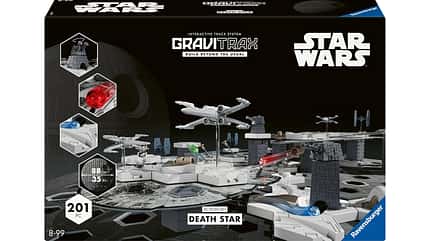 Alle Fans von Star Wars aufgepasst! Mit dieser Kugelbahn katapultierst du dich direkt in die Star Wars Galaxie! Alle Fans von Star Wars aufgepasst! Mit dieser Kugelbahn katapultierst du dich direkt in die Star Wars Galaxie!
