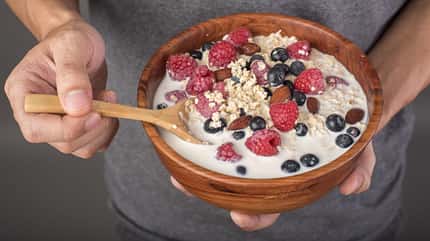 ceramic,gluten,yogurt,berry,seed,fruit,gourmet,unprocessed,conce Healthy,Breakfast,Ingredients,In,Man,Hand,,Healthy,Food,Concept