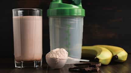 Schoko-Proteinshake mit Banane Schoko-Proteinshake mit Banane