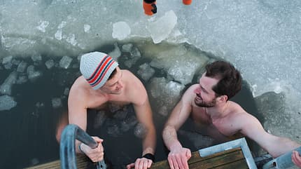 Wildes Eisbaden Wildes Eisbaden