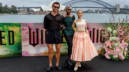 Jonathan Bailey, Ariana Grande und Cynthia Erivo bei der australischen Premiere von "Wicked" Jonathan Bailey, Ariana Grande und Cynthia Erivo bei der australischen Premiere von "Wicked"