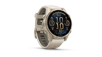 Garmin Fenix 8 43mm Amoled Sapphire - Sportuhr auf weißem Hintergrund Garmin Fenix 8 43mm Amoled Sapphire - Sportuhr auf weißem Hintergrund