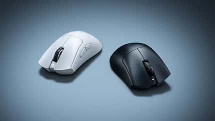 Die präzise Gamer-Maus Razer DeathAdder V4 Pro gibt es in Schwarz oder Weiß