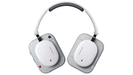 Beim Nothing Headphone (a) sticht das ikonische Design besonders hervor