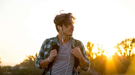 Die 10 besten Morgen-Routinen für deinen Frühlingskörper Die 10 besten Morgen-Routinen für deinen Frühlingskörper