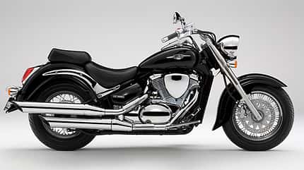 Cruiser und Chopper 2015 / 2016: Suzuki Intruder C800 Cruiser und Chopper 2015 / 2016: Suzuki Intruder C800