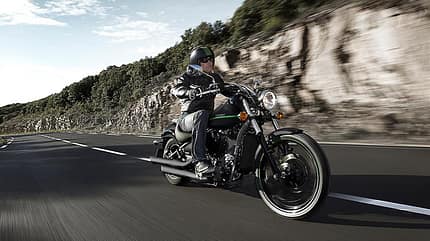 Cruiser und Chopper 2015 / 2016: Kawasaki Vulcan 900 Custom Cruiser und Chopper 2015 / 2016: Kawasaki Vulcan 900 Custom