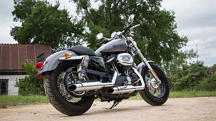 Cruiser und Chopper 2015 / 2016: Harley Davidson Sportster 1200 Custom Cruiser und Chopper 2015 / 2016: Harley Davidson Sportster 1200 Custom
