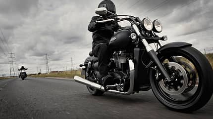 Cruiser und Chopper 2015: Triumph Thunderbird Storm Cruiser und Chopper 2015: Triumph Thunderbird Storm