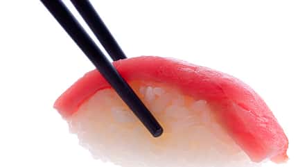 Thunfisch enthält viele gesunde Omega-3-Fettsäuren Thunfisch enthält viele gesunde Omega-3-Fettsäuren