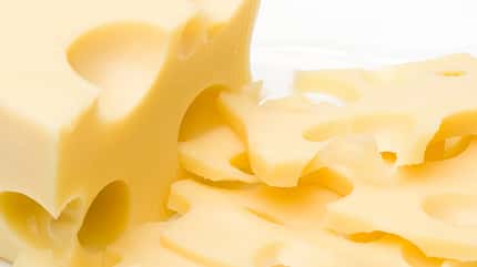 Käse enthält viel Calzium Käse enthält viel Calzium