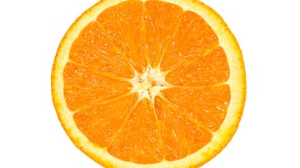Orangen enthalten nicht nur viel Vitamin C, sondern auch reichlich Folsäure Orangen enthalten nicht nur viel Vitamin C, sondern auch reichlich Folsäure