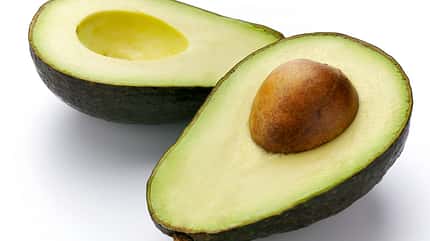 Avocado enthält viele gesunde Fettsäuren Avocado enthält viele gesunde Fettsäuren